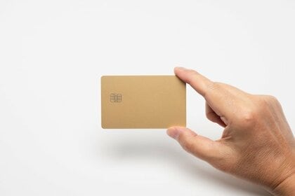\ 実際の利用者20,421人が回答 /オリコン顧客満足度(R)調査 『クレジットカード』利用実態データ■申込み方法 オンラインでの申込みは計58.2% オフラインでの申込みは計41.8%