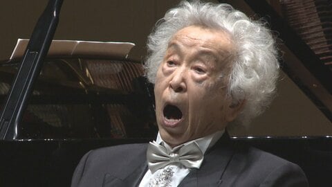 「やらなきゃ死んじゃうよ」　95歳の声楽家が誕生日リサイタル　2度の脳梗塞を乗り越え、命がけで歌い続ける