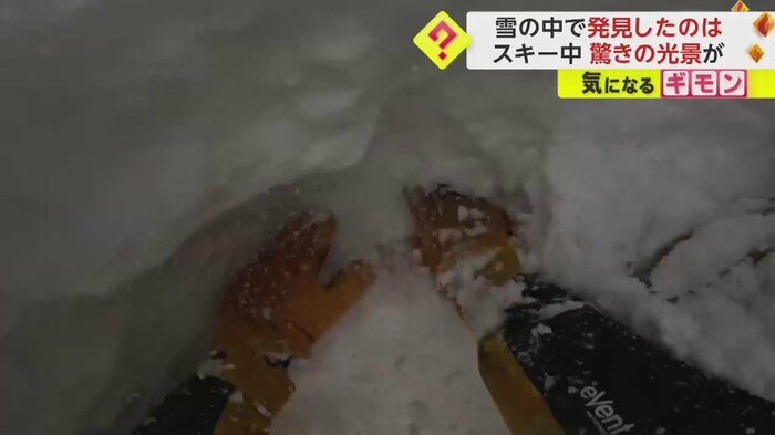 雪をかき分け救助しようとする男性(画像提供:Francis Zuber via TMX.)