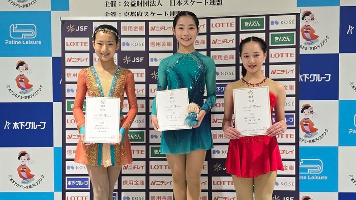 ノービスA女子表彰台(近畿選手権)