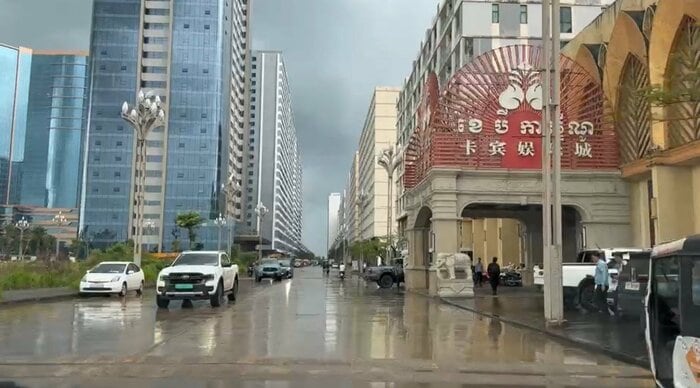 中華系レストランなどが並ぶ「チャイナタウン」