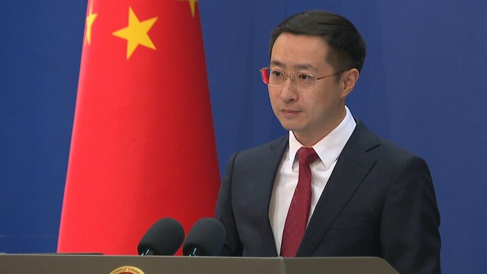 次第に中国も態度を硬化させ一律関税にかじ切り