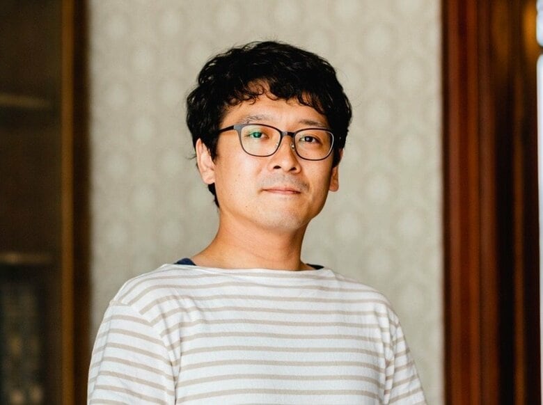 美術教師でもあり彫刻家でもある小松さん