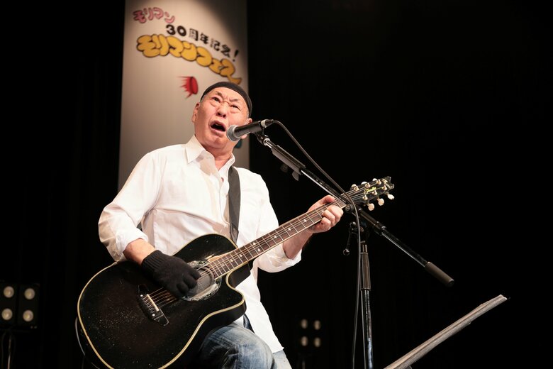 「春夏秋冬」などを披露した泉谷しげるさん (C)モリマンフェス