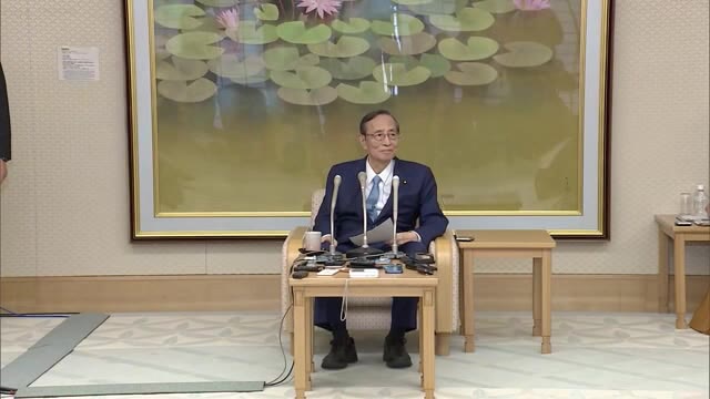 衆院議長の辞職を表明した会見　10月13日
