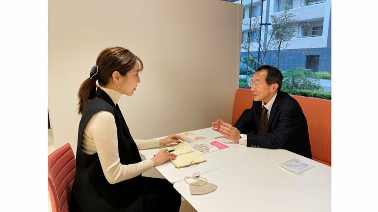 著者と「日本母乳バンク協会」水野代表理事