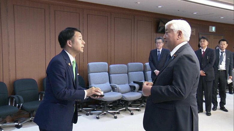 佐賀市の坂井英隆市長が中谷防衛大臣と面会（2025年4月7日）