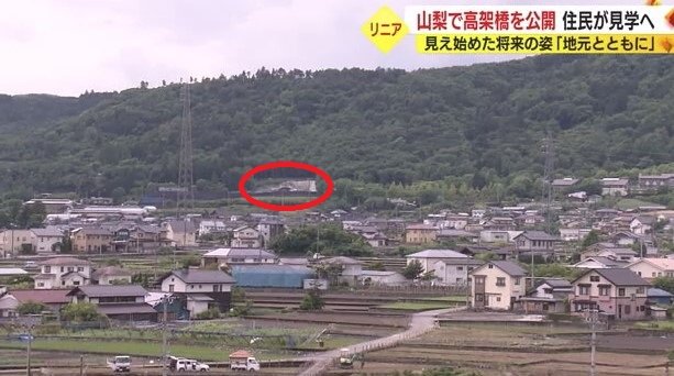 名古屋方面の山にはトンネルの入り口