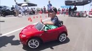 岡山市で”OkaSyo春祭り”　パトカーや消防車「働く車両」が人気　