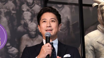 谷原章介「これは勝てない」 圧巻の兵士像にタジタジ！？「キングダム」の特設展示も
