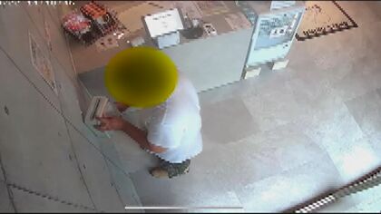 わずか25秒の犯行… 防犯カメラに“代金箱”盗む一部始終　馬肉の無人販売店【愛知発】