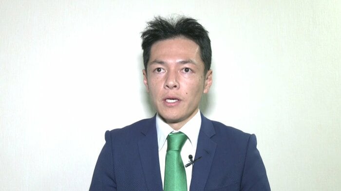 緑川貴士候補（中道・前）