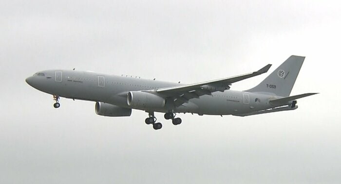 NATO共同運航のA330MRTT空中給油機(千歳基地・7/19)