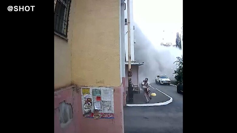 ボール遊びの最中に…ロシア南部の集合住宅でガス爆発　建物の一部が倒壊　子ども含む6人死亡　家庭用ガスが何らかの原因で爆発か｜FNNプライムオンライン