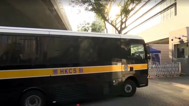 「リンゴ日報」創業者に懲役20年の判決…国家安全維持法違反の罪　香港民主派で現在78歳　長期拘束などで健康状態悪化か｜FNNプライムオンライン