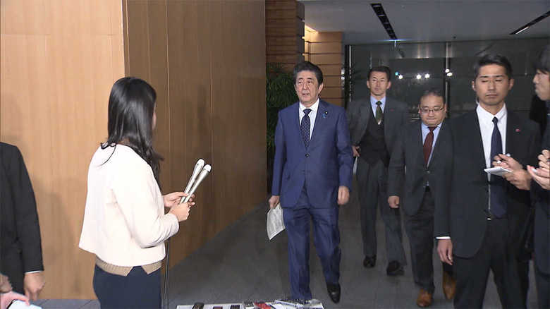 (首相官邸・11月15日)