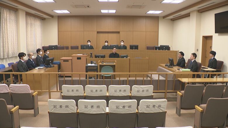 初公判（新潟地裁）