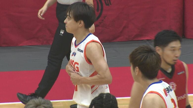 右手中指を脱臼