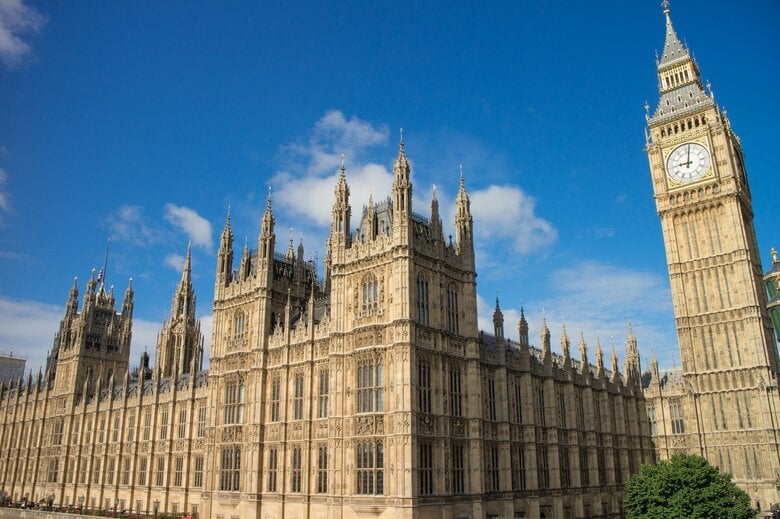 英国会議事堂（ウェストミンスター宮殿）