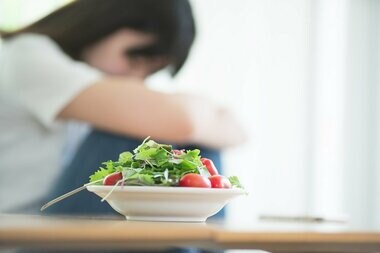 コロナ禍で20歳未満の“拒食症”が1.6倍に増加…原因は外出自粛によるストレス?対策を医師に聞いた