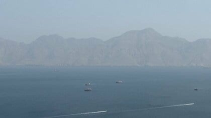ホルムズ海峡の通航数が最少　3月以降の通航の69％がイラン関係