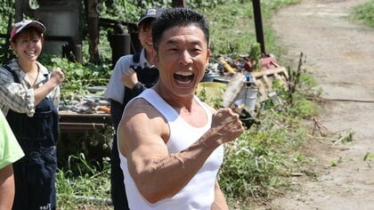 「おぉ…びっくりした」なかやまきんに君　乳搾りにビクリ　絵日記と“筋肉ルーレット”で盛り上げる