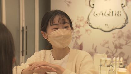 「空港グランドスタッフ」が4社目の出向　フライト激減で「コスメショップ店員」に…それでも前を向く日々