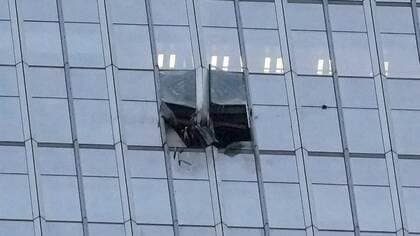 中国・北京中心部の108階建て高層ビルに小型機衝突か　火災や小型機残骸の映像がSNSに投稿も削除