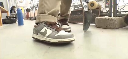 人気急騰『堀米ダンク』色はスケボーを始めた公園をイメージ！幼少期を