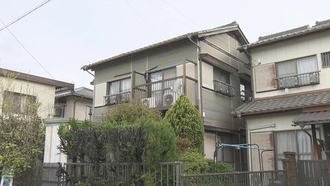 男と同居する母親か…住宅の台所に腐敗が進んだ女性の遺体 住人の48歳男を死体遺棄容疑で逮捕「放置は間違いない」