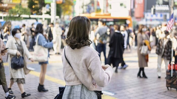 上京する学生（イメージ）