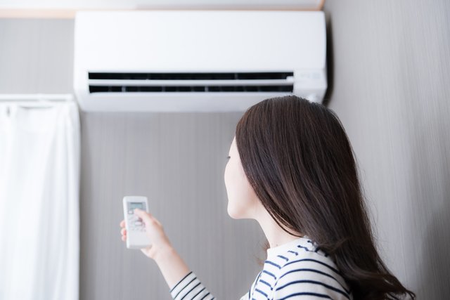 7割以上が、今年の夏は「冷房を使う機会が多い」!使用時に気になるのは電気代や温度設定、体調への影響。「クールハック」を使って冷房と上手く付き合うコツをご紹介!