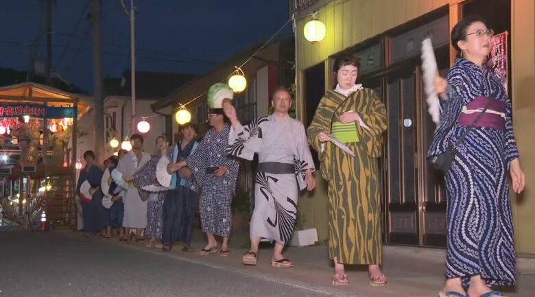 3日間夜通しで踊る　“盆踊りの原型”長野・阿南町の「新野の盆踊り」終わる　太鼓などの鳴り物を使わず、ユネスコの無形文化遺産にも登録「情緒があって良い」｜FNNプライムオンライン