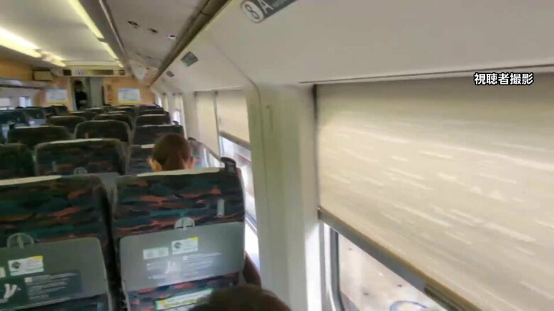 車内の様子（乗客撮影）