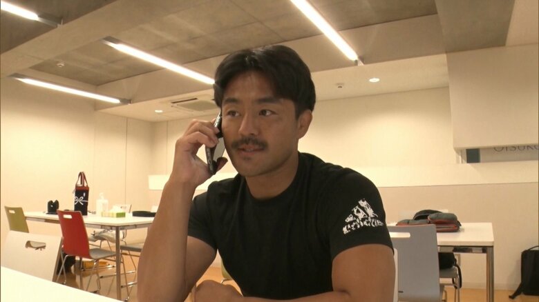 五輪内定の電話連絡を受ける橋本選手