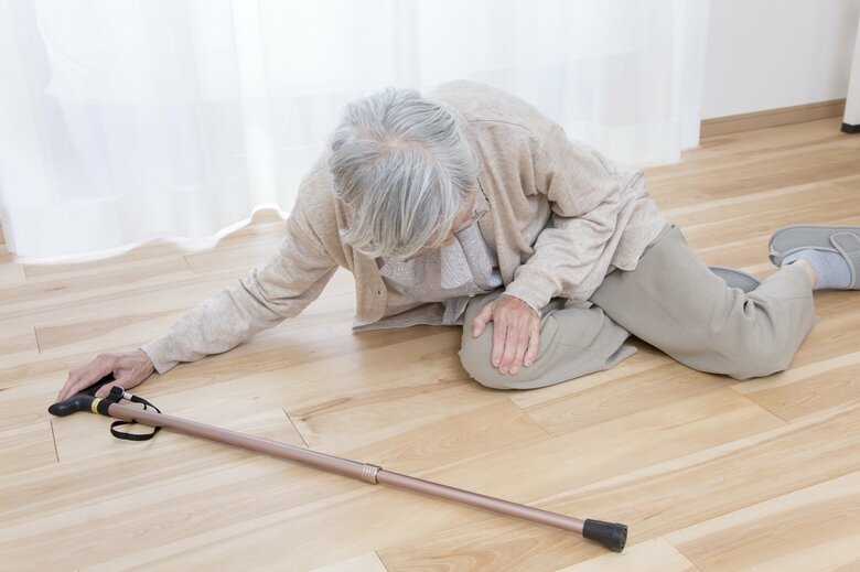 孤立死以外に、死後の手続き問題が課題（画像：イメージ）