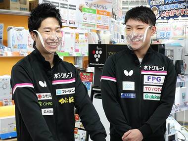 卓球・張本智和、水谷隼がビックカメラで家電を爆買い!「アスリートの味方」アイテムもおねだり
