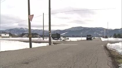 市道交差点で車2台が出合い頭に衝突　軽トラック運転の82歳男性、意識不明の重体　秋田・大仙市