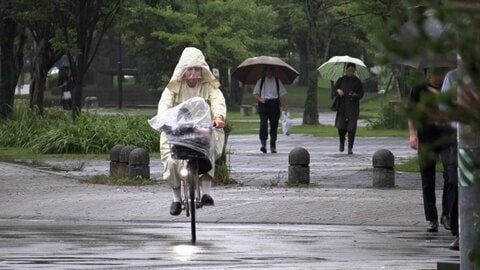 2つの“台風のたまご”発生　再び“ダブル台風”の恐れ　あす警報級大雨の可能性　東京都心は通勤・通学時間帯から激しい雨か