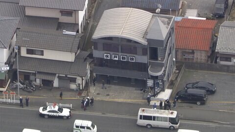 暴力団幹部 撃たれ死亡 抗争の可能性も