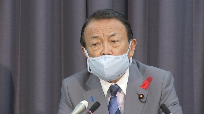 強面の顧問・麻生氏