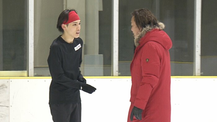 氷上練習のときは真剣に話し合う場面も