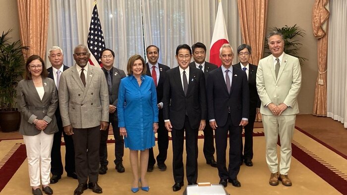 岸田首相とペロシ議長との朝食会は午前8時ごろから始まった