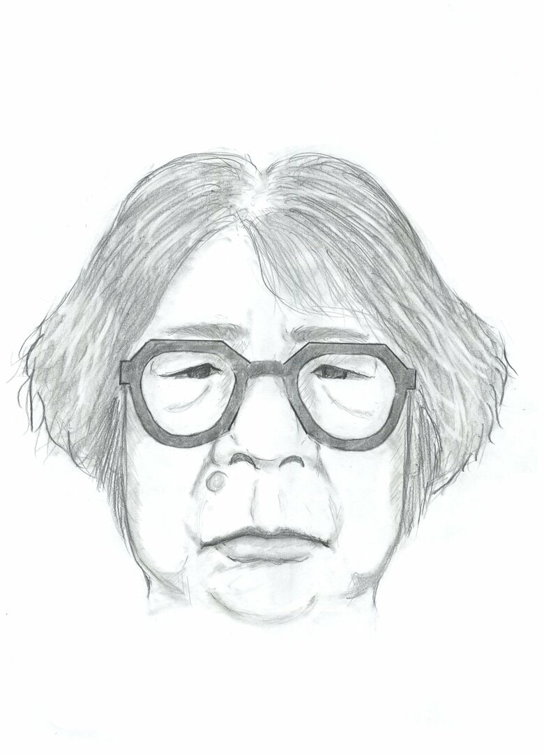 小郡市の踏切で列車にはねられ死亡した女性　身元分からず　警察が情報提供求める　50～70代か　福岡｜FNNプライムオンライン