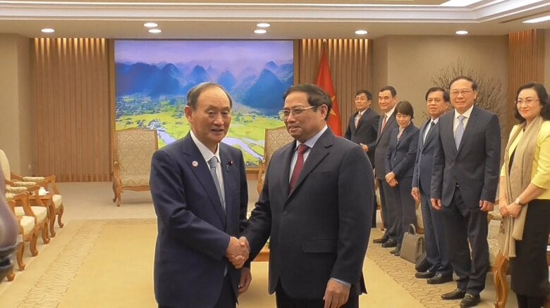 菅前首相 ベトナム首相と会談　防衛面での協力で一致　ロシア･北朝鮮への“懸念”｜FNNプライムオンライン