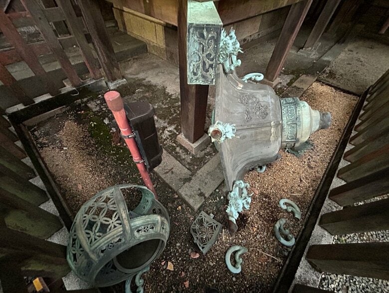 初詣に来た若者の行為で倒壊…金刀比羅宮で国重文の灯籠修復完了　”灯籠に触らないで”注意喚起【香川】｜FNNプライムオンライン