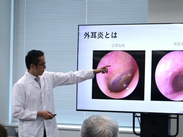 <イヤホンの長時間利用による耳トラブルが増加>夏の耳ムレ、耳カビのリスクと症状を解説するセミナーを実施。解決策としてオープンイヤーの優位性についても解説