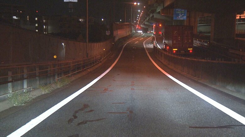 歩行者など立入禁止のエリア…高速道路出口付近で路肩に倒れていた40代位の男性が死亡 深夜で目立った外傷なし｜FNNプライムオンライン