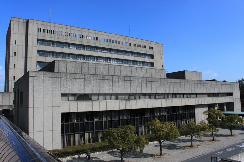 津市役所本庁舎（提供：津市）