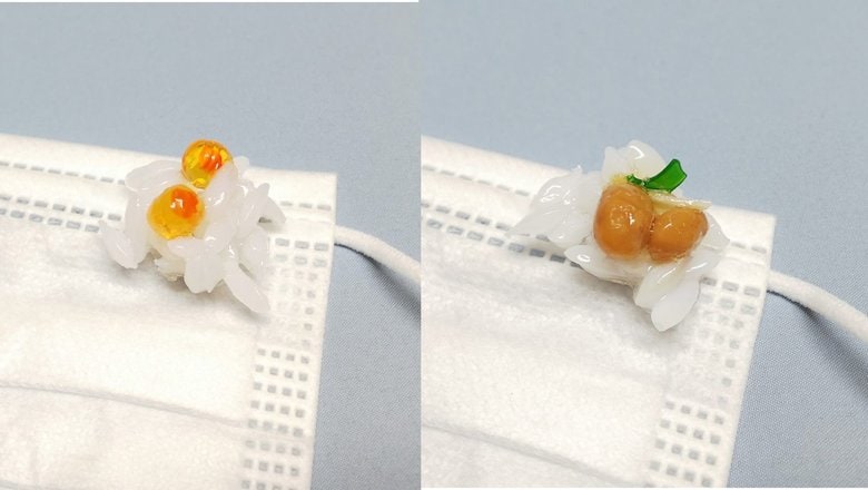ご飯粒ついてるよ…マスクに付けられる“食品サンプル”が即日完売! 一番人気を聞いた